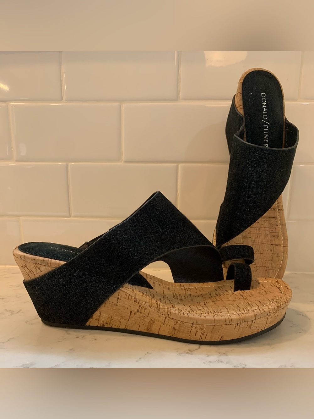 Donald J. Pliner Gyer Metallic Black Cork Platform Wedge Sandals size 8.5